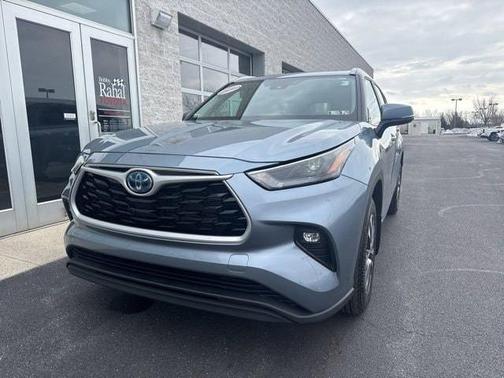2024 Toyota Highlander Hybrid XLE