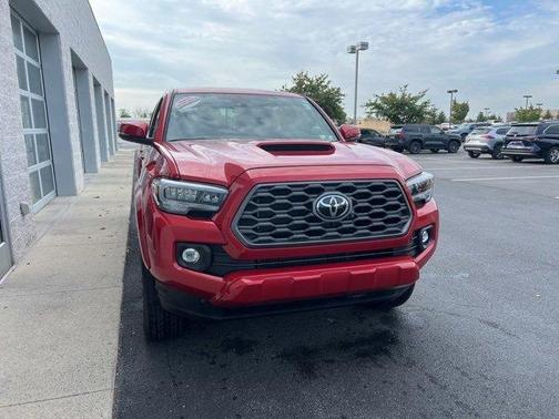 2022 Toyota Tacoma TRD Sport