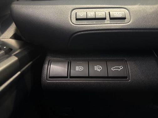 Supersonic Red 2026 Toyota bZ XLE