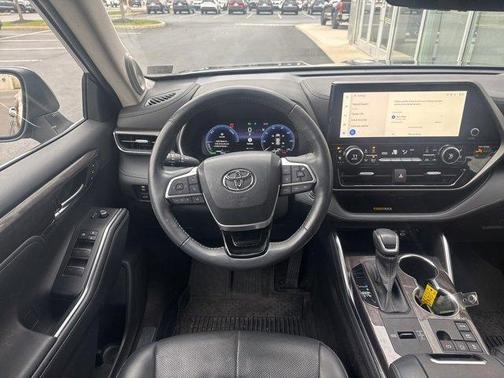 2023 Toyota Highlander Hybrid Limited