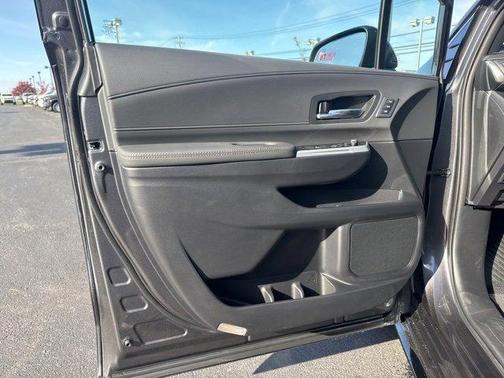 2025 Toyota Sienna Platinum