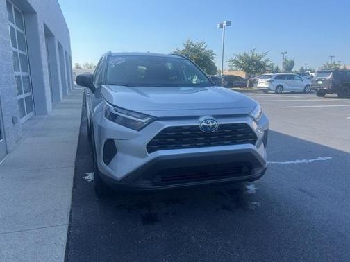 2024 Toyota RAV4 Hybrid LE