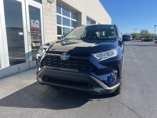 2021 Toyota RAV4 Hybrid XLE