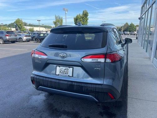 2022 Toyota Corolla Cross LE