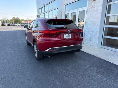 Ruby Flare Pearl 2022 Toyota Venza XLE