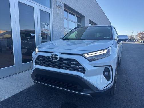 Pearl 2025 Toyota RAV4 Hybrid Limited