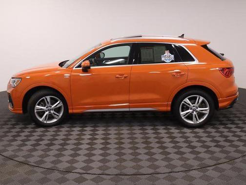 2020 Audi Q3 45 S line Prestige