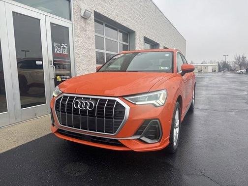 2020 Audi Q3 45 S line Prestige