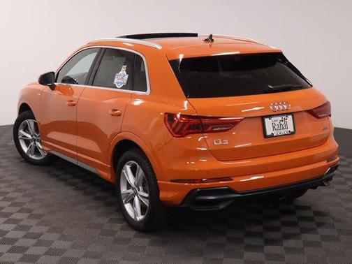 2020 Audi Q3 45 S line Prestige