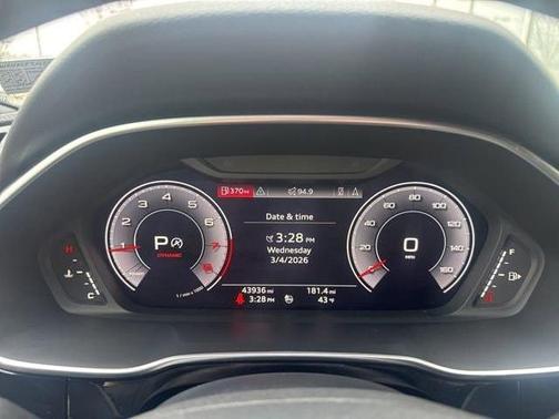 2020 Audi Q3 45 S line Prestige