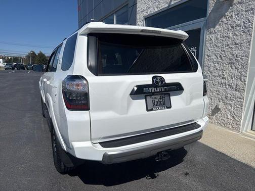 Ice 2023 Toyota 4Runner TRD Off Road