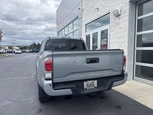 2020 Toyota Tacoma TRD Sport