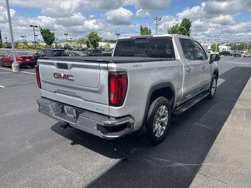 Quicksilver Metallic 2021 GMC Sierra 1500 SLT