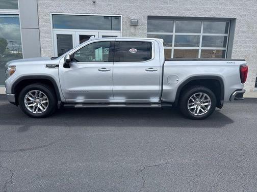Quicksilver Metallic 2021 GMC Sierra 1500 SLT