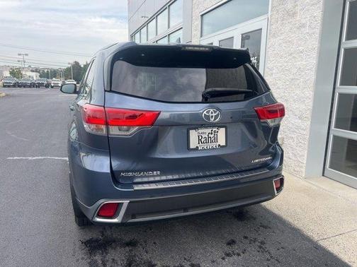 2018 Toyota Highlander Limited Platinum