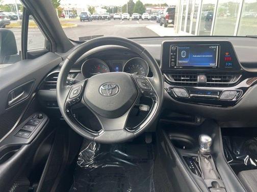 2018 Toyota C-HR XLE Premium