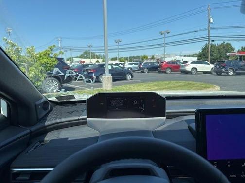 Wind Chill Pearl 2026 Toyota C-HR XSE