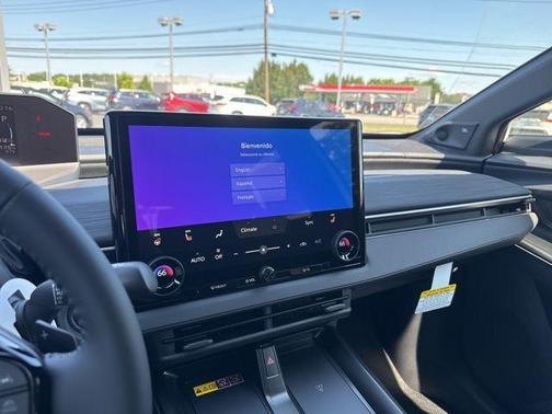 Wind Chill Pearl 2026 Toyota C-HR XSE