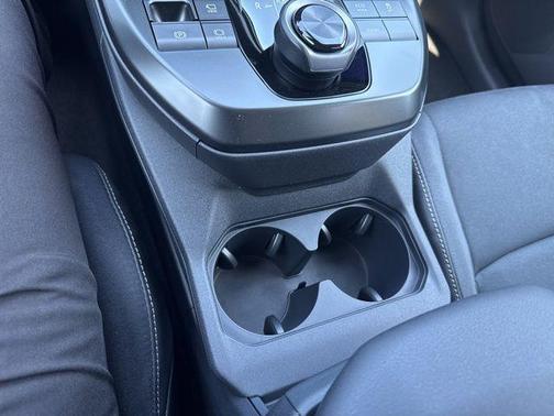 Wind Chill Pearl 2026 Toyota C-HR XSE