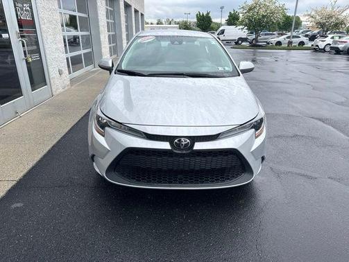 Classic Silver Metallic 2022 Toyota Corolla LE