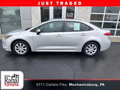 Classic Silver Metallic 2022 Toyota Corolla LE