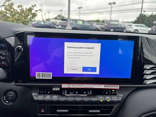 Wind Chill Pearl 2026 Toyota Camry XSE
