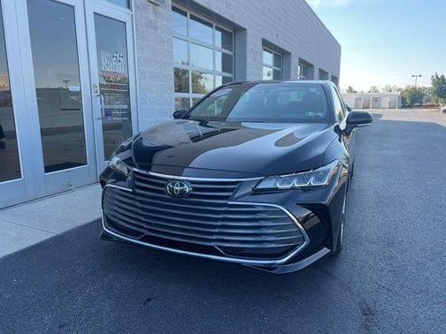 2019 Toyota Avalon XLE