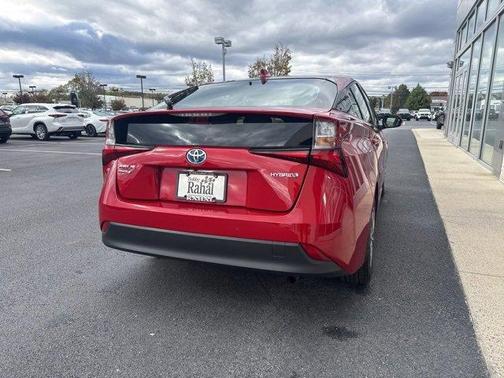 2022 Toyota Prius LE