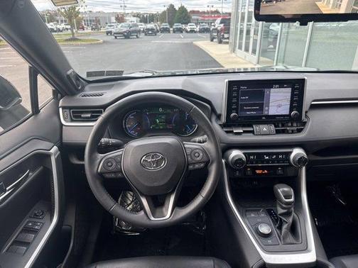 2019 Toyota RAV4 Hybrid SE