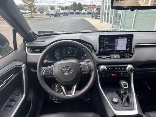 2019 Toyota RAV4 Hybrid SE