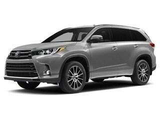 Celestial Silver Metallic 2017 Toyota Highlander Limited Platinum