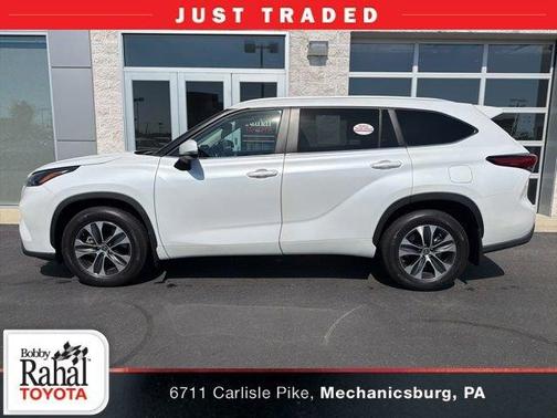 Wind Chill Pearl 2023 Toyota Highlander XLE