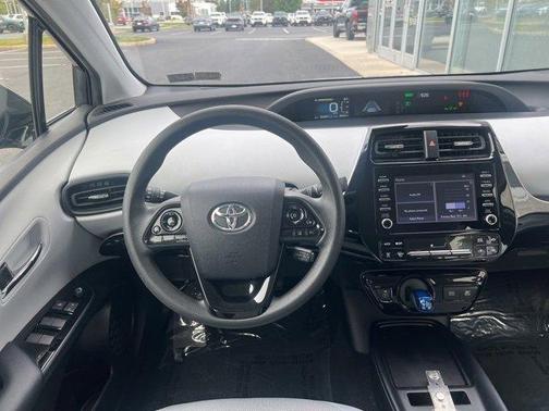 2020 Toyota Prius LE