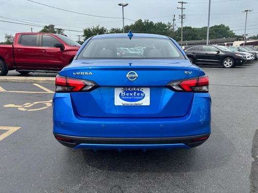 2021 Nissan Versa 1.6 SV