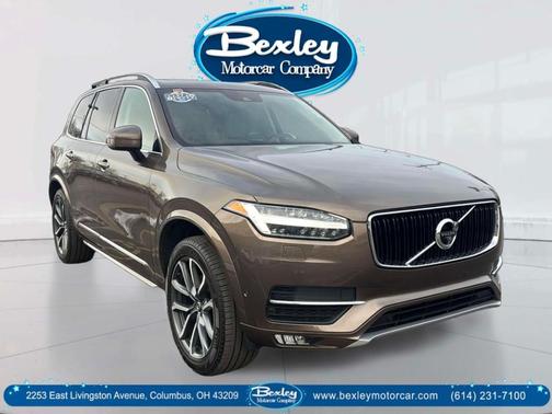 2017 Volvo XC90 T6 Momentum