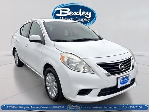 2014 Nissan Versa 1.6 SV