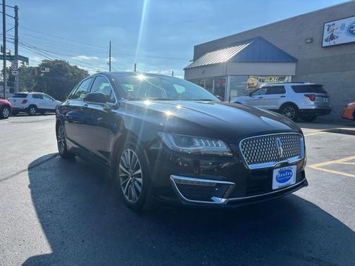 2019 Lincoln MKZ Standard