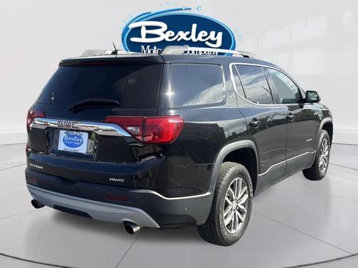 2017 GMC Acadia SLE-2