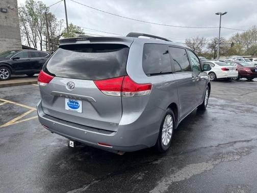 2013 Toyota Sienna