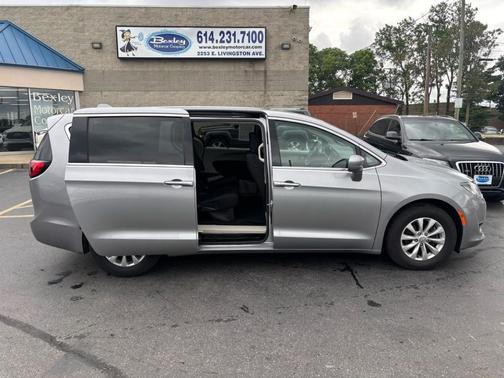 2018 Chrysler Pacifica Touring Plus