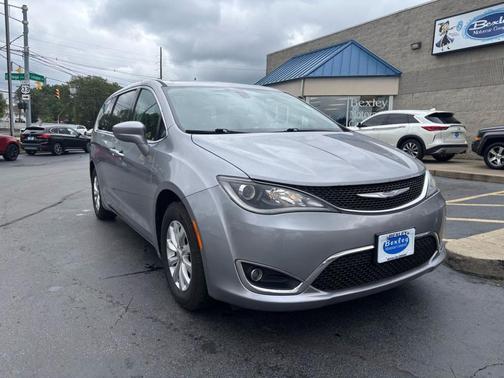 2018 Chrysler Pacifica Touring Plus