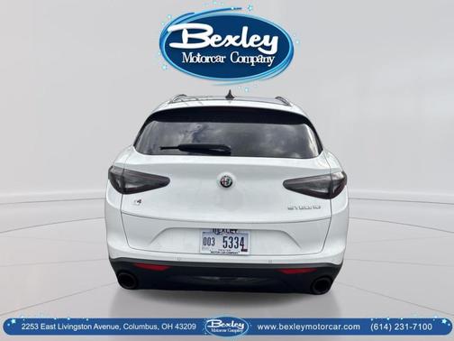 2024 Alfa Romeo Stelvio Base
