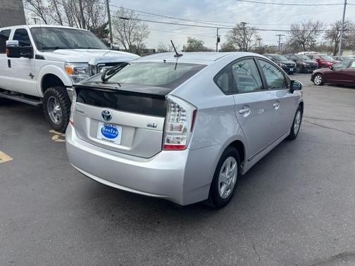 2010 Toyota Prius II