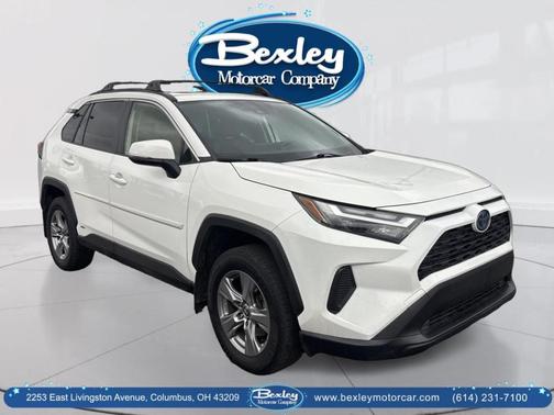 2022 Toyota RAV4 Hybrid XLE