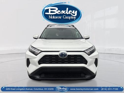 2022 Toyota RAV4 Hybrid XLE