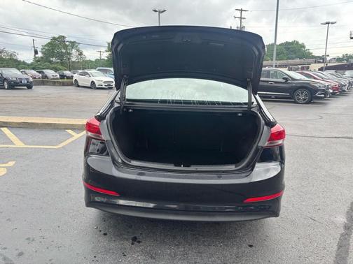 2018 Hyundai ELANTRA Value Edition