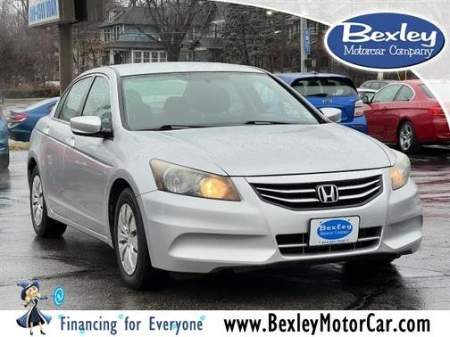 Photo 1 of 32 of 2012 Honda Accord LX
