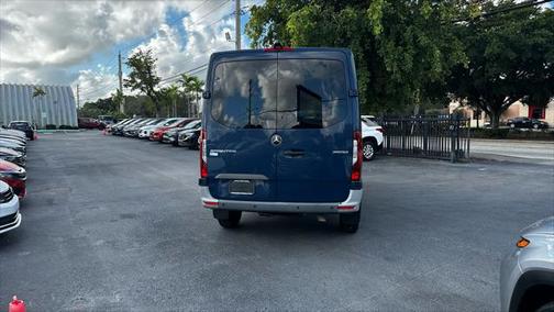 2022 Mercedes-Benz Sprinter 2500 Standard Roof
