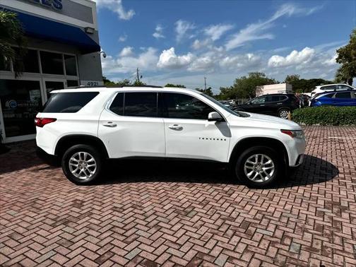 2020 Chevrolet Traverse LT Cloth