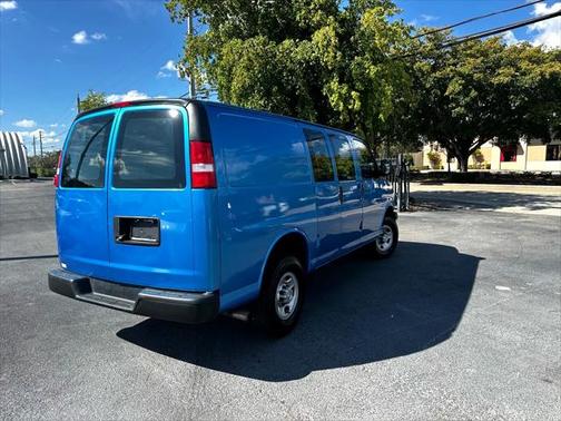 2021 Chevrolet Express 2500 RWD 2500 Regular Wheelbase WT